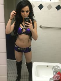 Dem boobs & hips