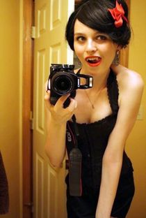 Milksquirting slut gets